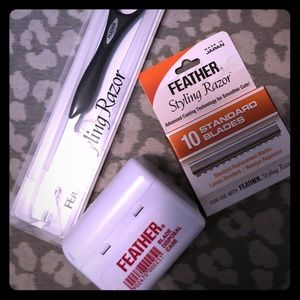 Feather styling razor and accessories
